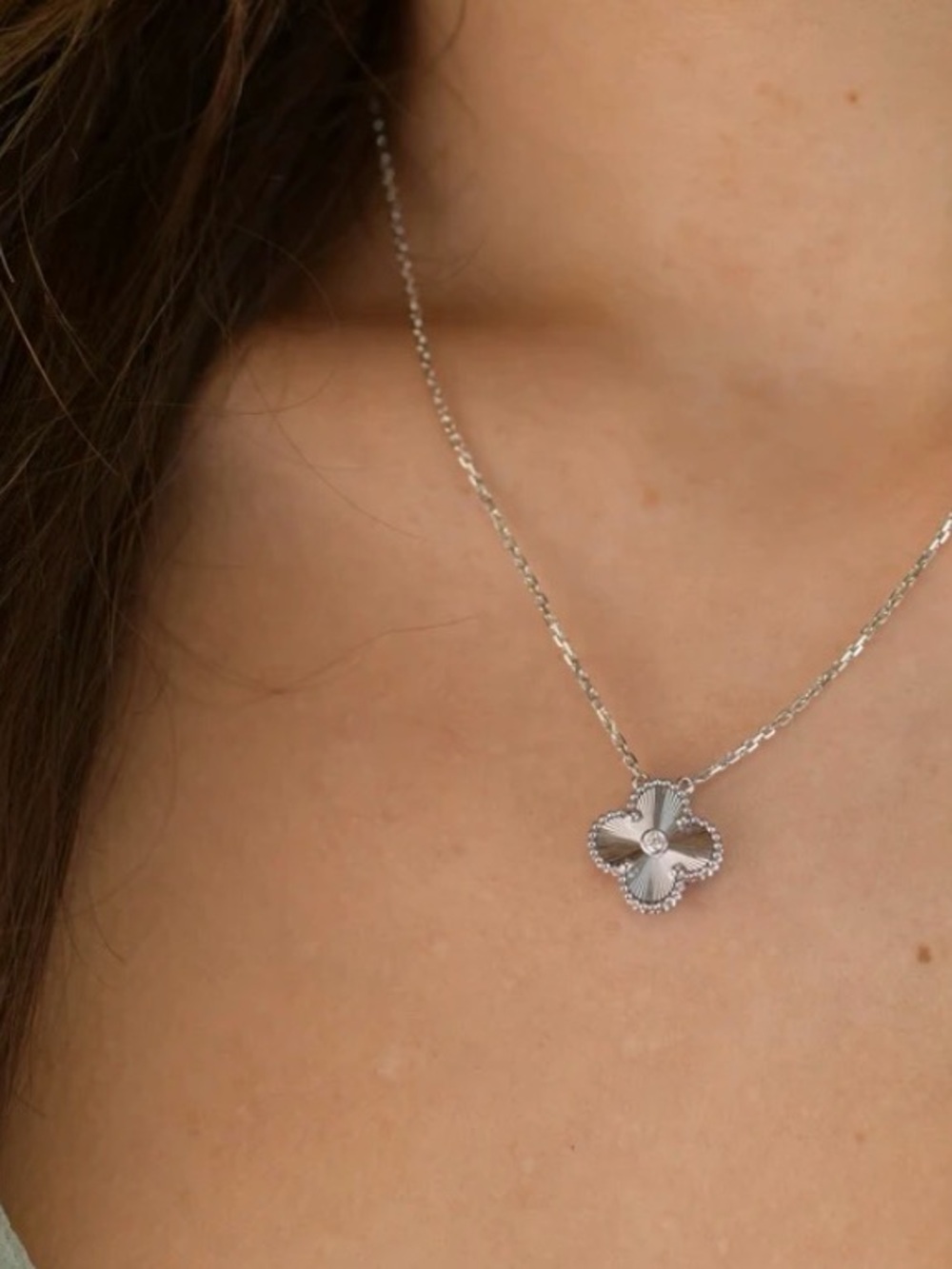 Silver Floral Pendant Necklace - Silver